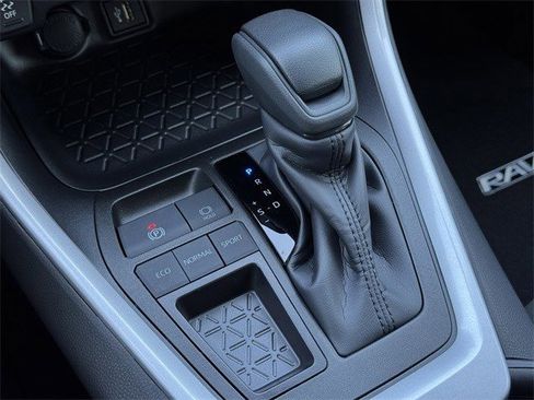 New 2025 Toyota RAV4 XLE image 15