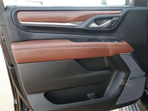 Used 2023 GMC Yukon Denali Ultimate image 23