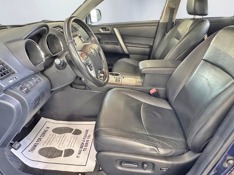 Used 2013 Toyota Highlander SE AWD/4WD image 13