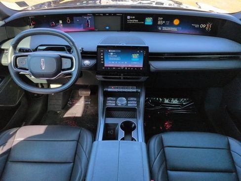 Used 2024 Lincoln Nautilus Premier w/ Jet Appearance Package AWD/4WD image 15