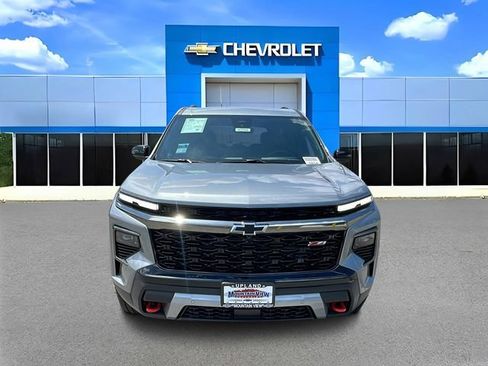 New 2026 Chevrolet Traverse Z71 w/ Enhanced Driving Package AWD/4WD image 8