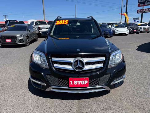 Used 2015 Mercedes-Benz GLK 350 4MATIC image 2