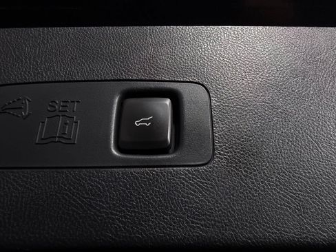 Used 2022 Lincoln Corsair Reserve w/ Equipment Group 201A FWD image 30