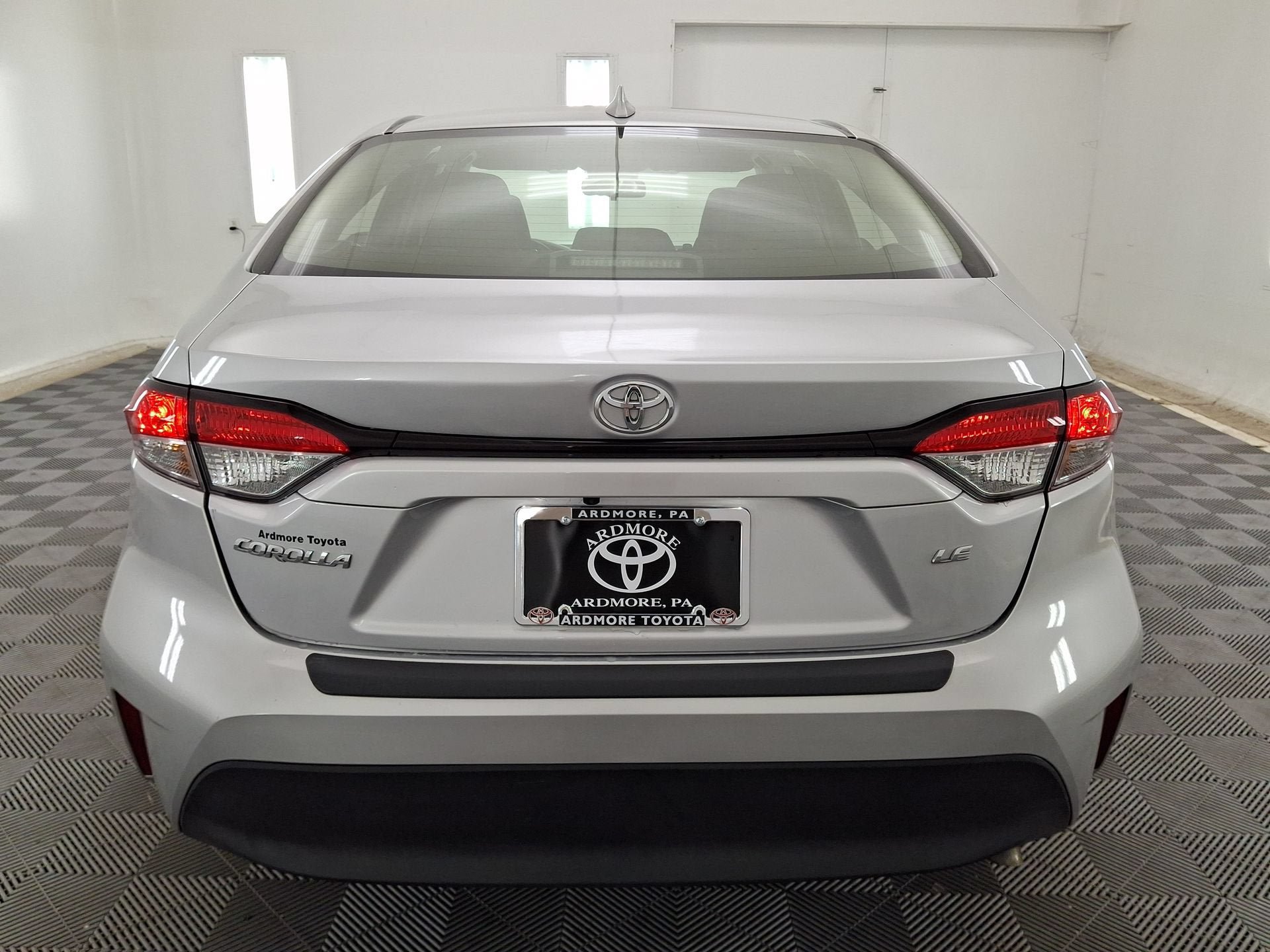 Used 2023 Toyota Corolla LE FWD image 22