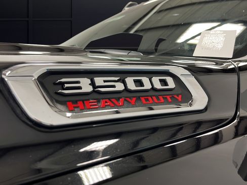 Used 2022 RAM 3500 Limited AWD/4WD image 42