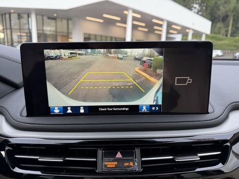 New 2026 Acura MDX SH-AWD image 22