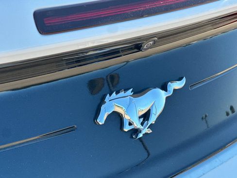 Used 2022 Ford Mustang Premium RWD image 30