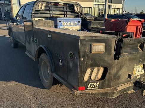 Used 2024 Chevrolet Silverado 3500 LT w/ Convenience Package image 5