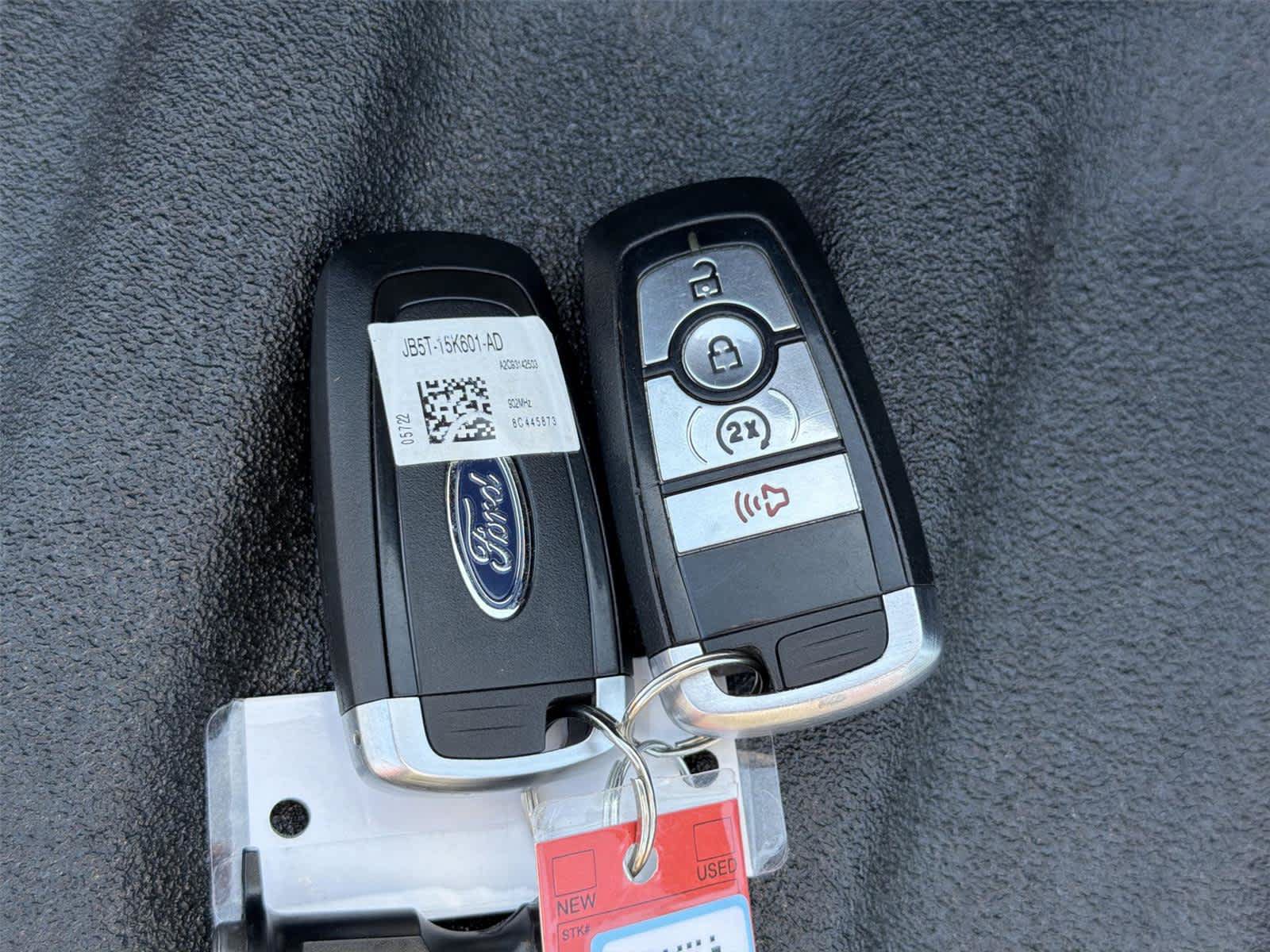 Used 2022 Ford Maverick Lariat w/ Lariat Luxury Package FWD image 21
