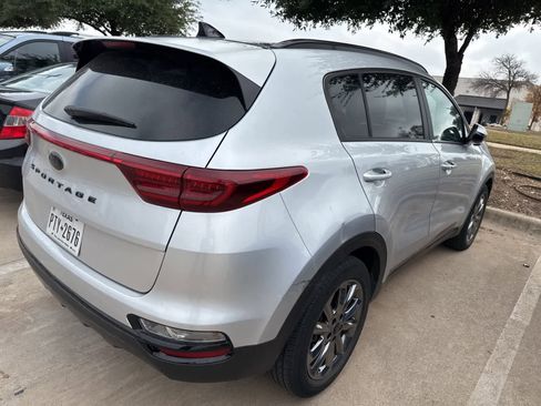 Certified 2022 Kia Sportage Nightfall Edition w/ Nightfall Fwd Premium Package image 4