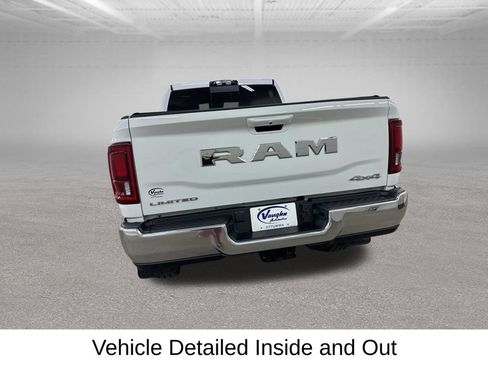 Used 2025 RAM 2500 Limited AWD/4WD image 11