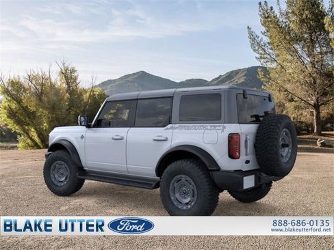 New 2025 Ford Bronco Outer Banks w/ Sasquatch Package image 4