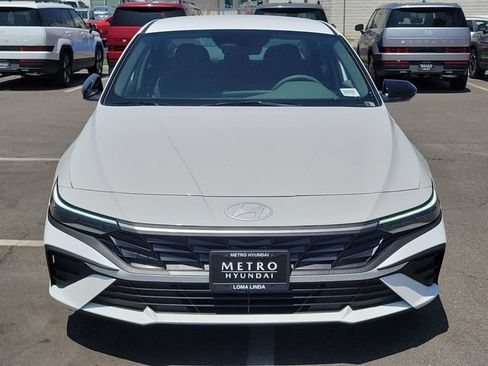 New 2026 Hyundai Elantra Sport FWD image 32