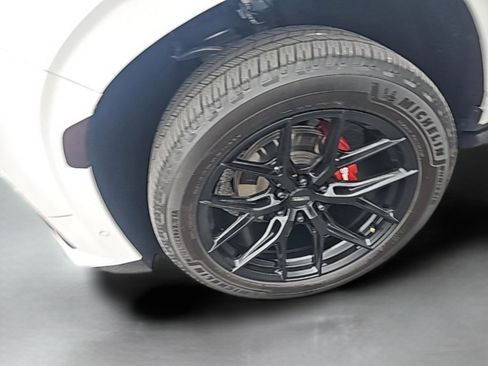 Used 2024 Cadillac Escalade ESV Sport Platinum w/ LPO, ONYX Package image 10