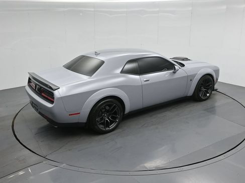Used 2021 Dodge Challenger R/T Scat Pack RWD image 39