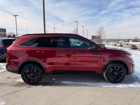 Used 2021 Kia Sorento SX image 12