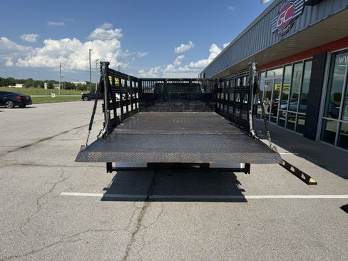 Used 2018 RAM 5500 Tradesman w/ Power & Remote Entry Group RWD image 12