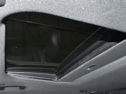 New 2025 Jeep Grand Cherokee Altitude w/ Trailer Tow Package image 12