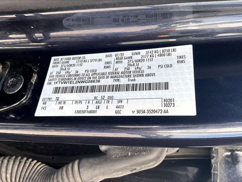 Used 2022 Ford F150 Lightning Lariat image 32