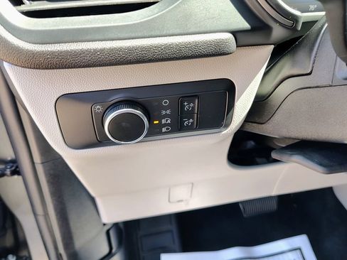 Used 2025 Ford Escape Active AWD/4WD image 19