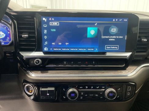 Used 2024 Chevrolet Silverado 2500 LTZ image 19