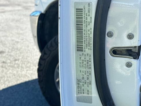 Used 2018 RAM 3500 Big Horn AWD/4WD image 26