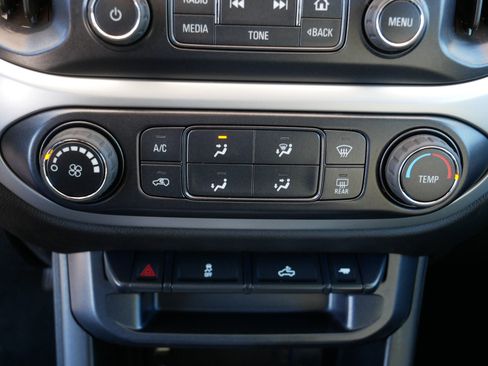 Used 2015 Chevrolet Colorado LT w/ LT Convenience Package image 23