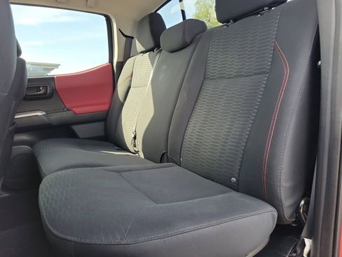 Used 2017 Toyota Tacoma SR5 image 20