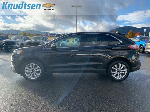 Used 2022 Ford Edge Titanium image 4