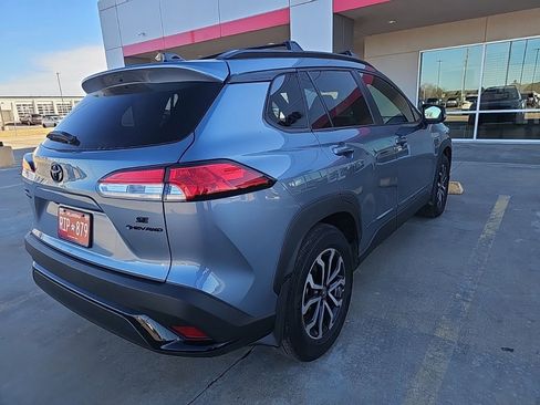 Used 2025 Toyota Corolla Cross AWD Hybrid image 5