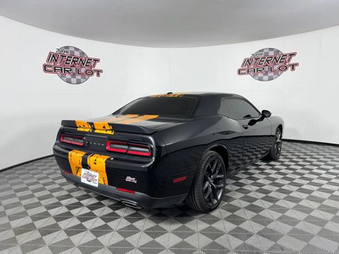 Used 2022 Dodge Challenger SXT w/ Blacktop Package RWD image 7
