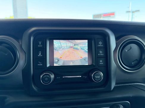 Used 2020 Jeep Gladiator Sport w/ Quick Order Package 24S image 26