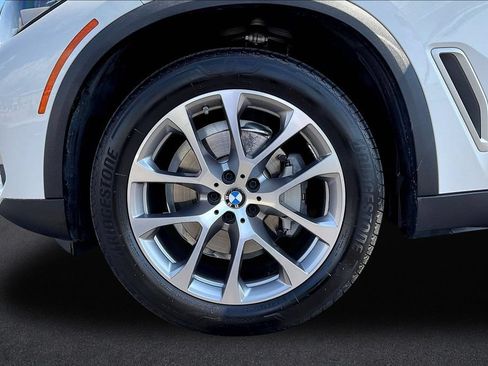 Used 2019 BMW X5 xDrive40i w/ Premium Package 2 AWD/4WD image 34