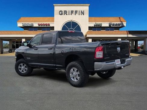 Used 2022 RAM 2500 Big Horn w/ Level A Equipment Group AWD/4WD image 9