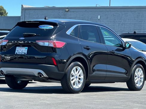 Certified 2022 Ford Escape SE w/ Convenience Package FWD image 5