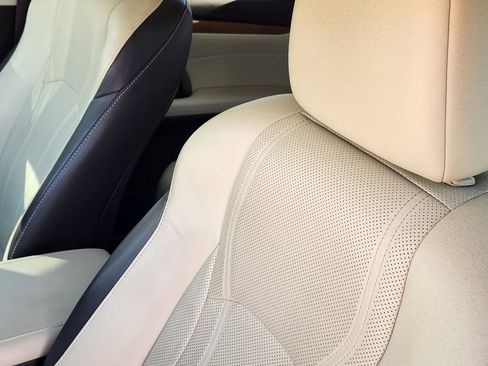 Used 2019 Lexus RX 350 FWD w/ Premium Package image 16