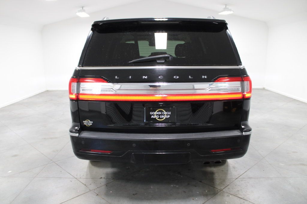 Used 2018 Lincoln Navigator Select RWD image 8