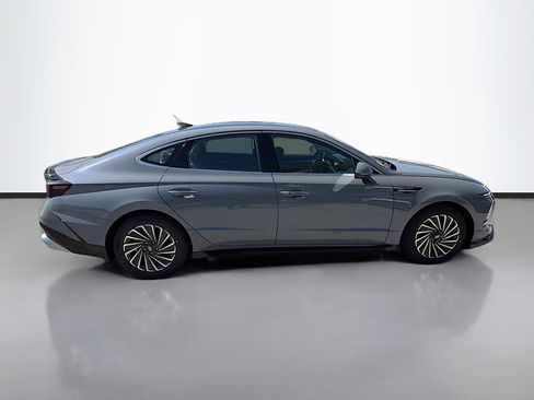 New 2026 Hyundai Sonata SEL image 2