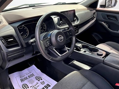 Used 2021 Nissan Rogue S image 17
