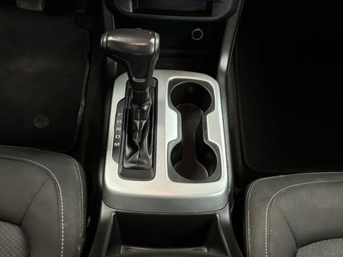 Certified 2016 Chevrolet Colorado LT image 14