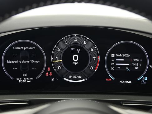 Certified 2025 Porsche Cayenne Turbo GT AWD/4WD image 36