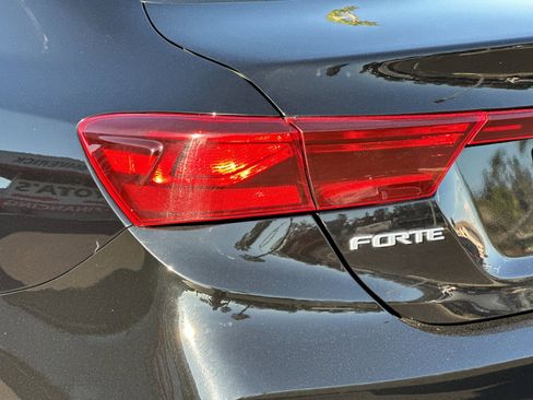 Used 2023 Kia Forte LXS w/ LXS Technology Package image 22