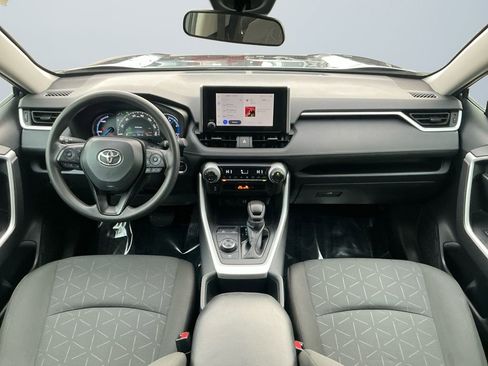 Used 2024 Toyota RAV4 XLE image 12