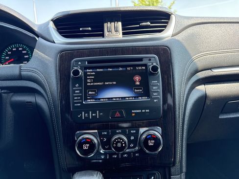 Used 2015 Chevrolet Traverse LT AWD/4WD image 22