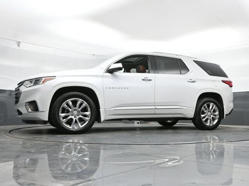 Used 2021 Chevrolet Traverse High Country w/ LPO, Cargo Package AWD/4WD image 48