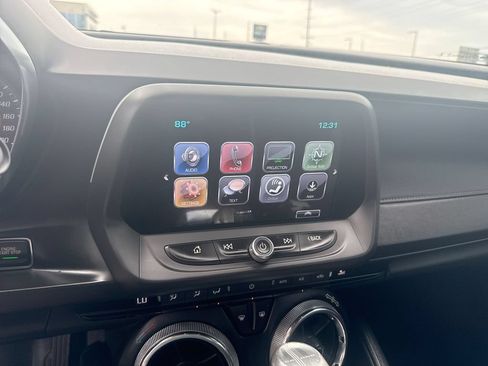 Used 2017 Chevrolet Camaro SS RWD image 16