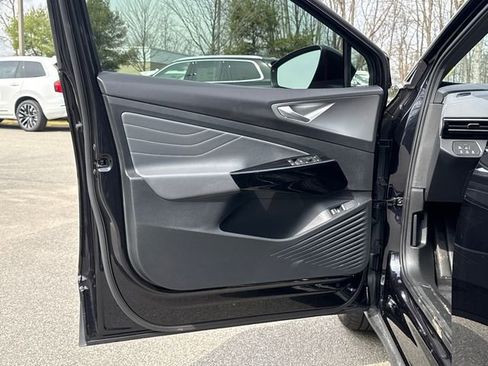 Certified 2023 Volkswagen ID.4 Pro S Plus image 11