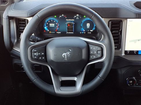 New 2025 Ford Bronco Outer Banks image 10
