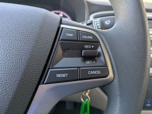 Used 2021 Hyundai Accent SEL image 19