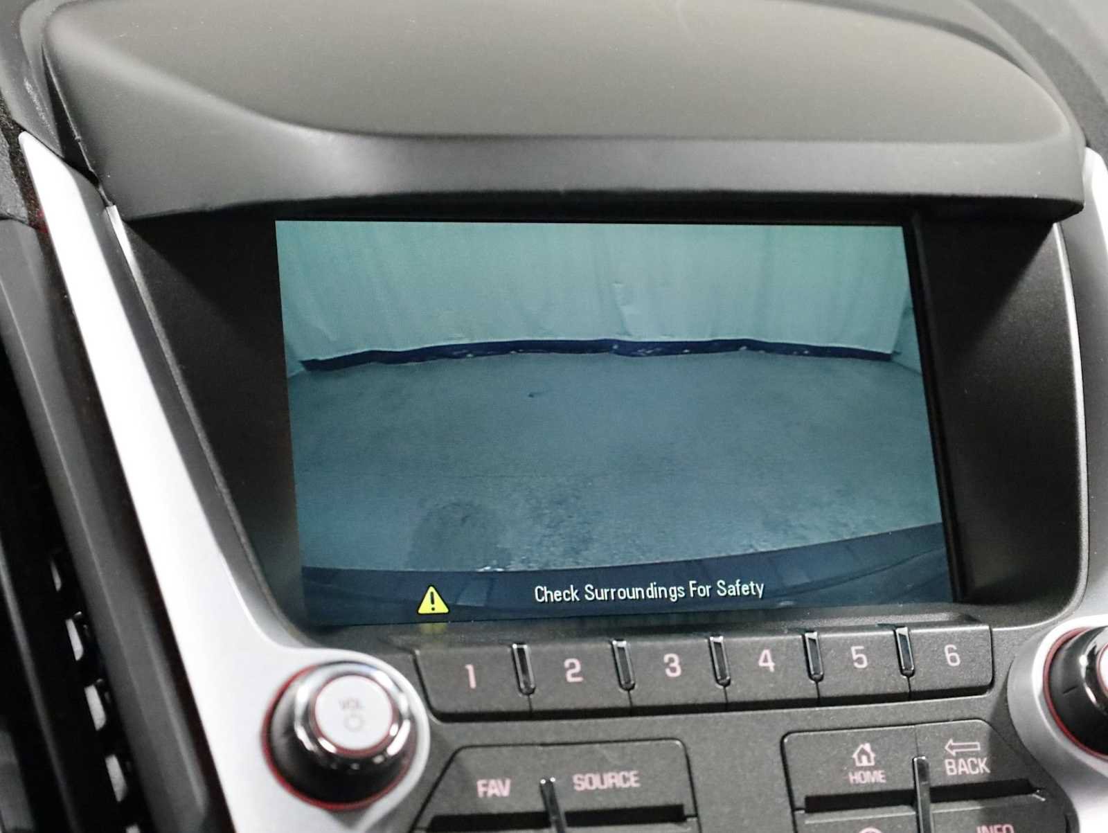 Used 2015 GMC Terrain SLE FWD image 30